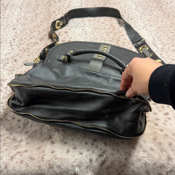 Steve Madden Black and Gray Crossbody Bag with Gold Accents - Picture 7 of 10